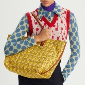 Tory Burch
Canvas Basketweave Tote
